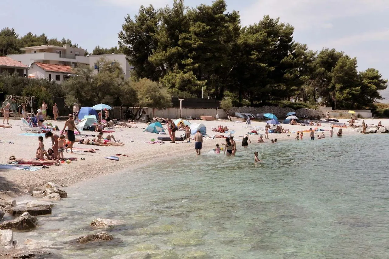 Villa Marija Slatine 0*,